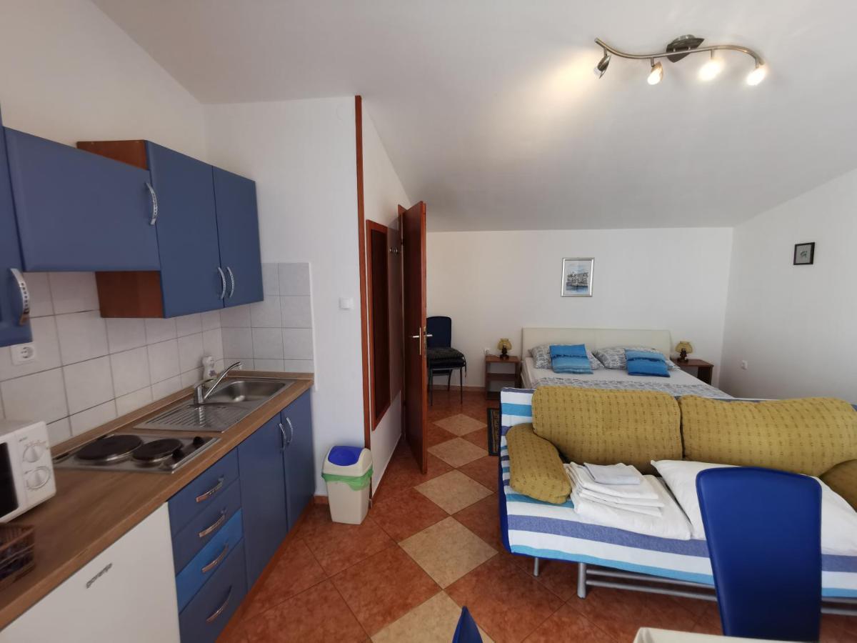 Studio Apartments Jasminka 塞尔瑟 外观 照片