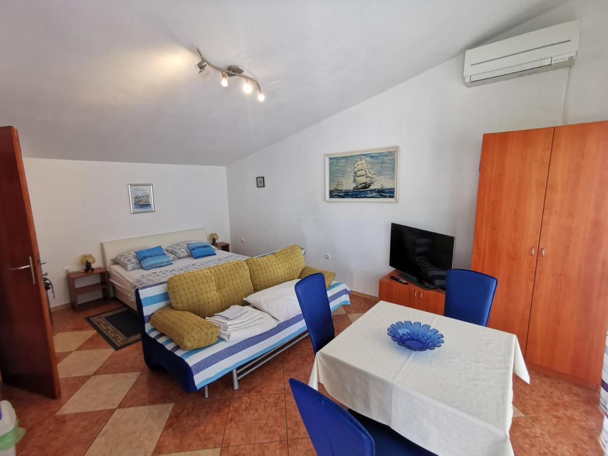 Studio Apartments Jasminka 塞尔瑟 外观 照片