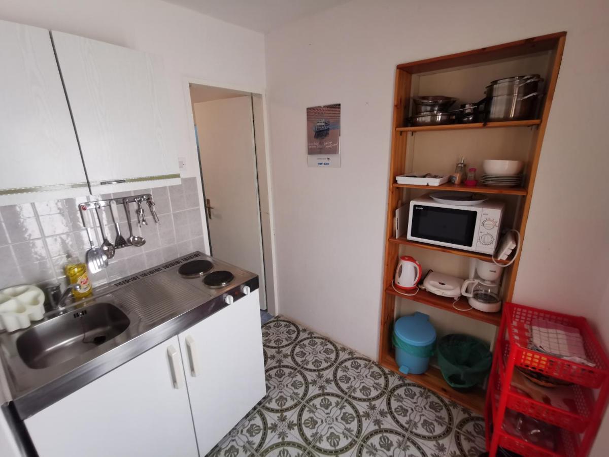 Studio Apartments Jasminka 塞尔瑟 外观 照片