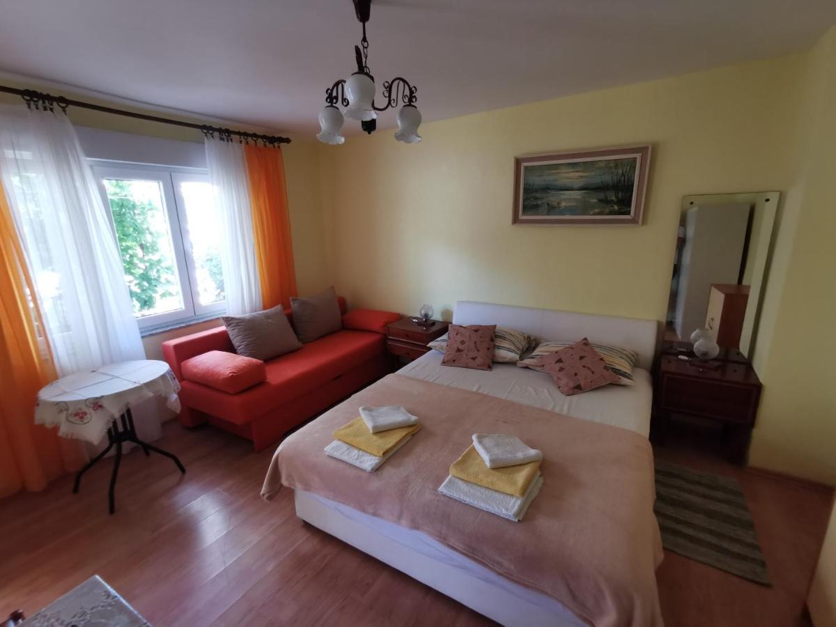 Studio Apartments Jasminka 塞尔瑟 外观 照片